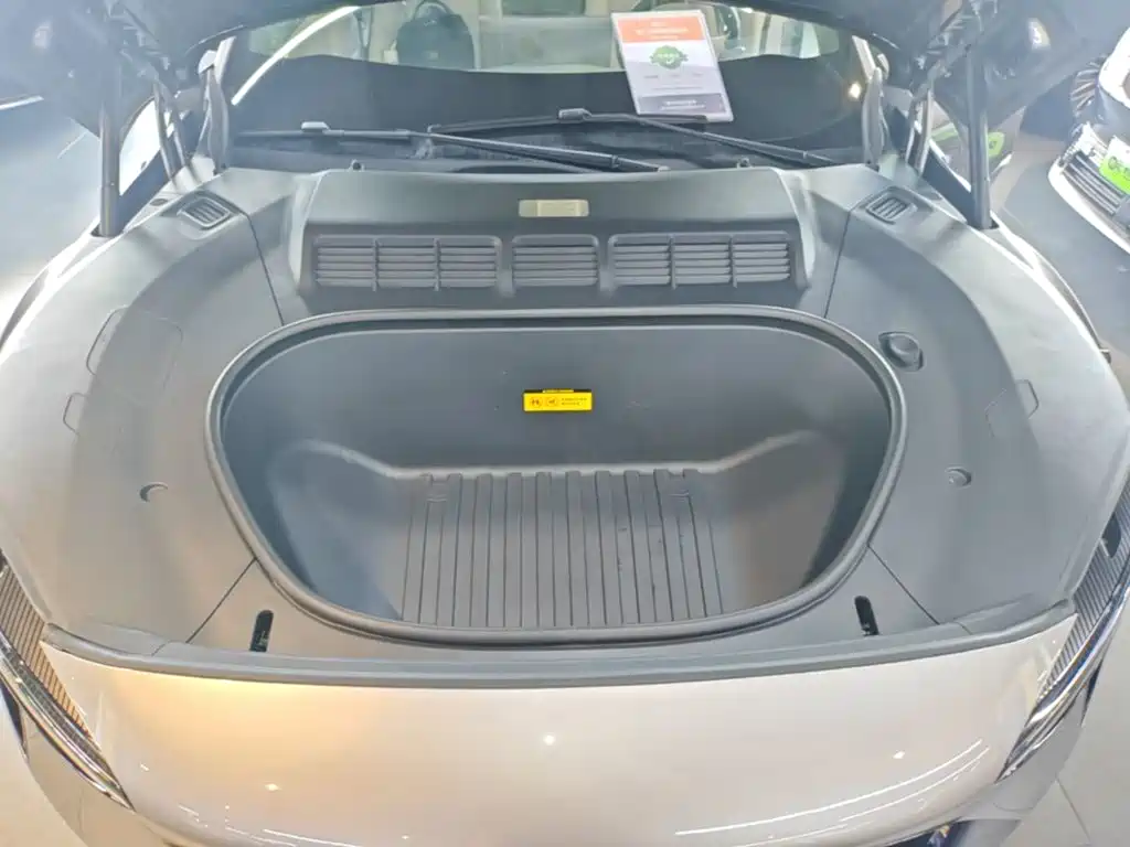 Xiaomi YU7 2025 — фото 20