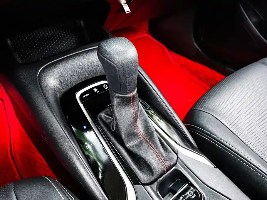 Toyota Corolla 2022 — фото 13