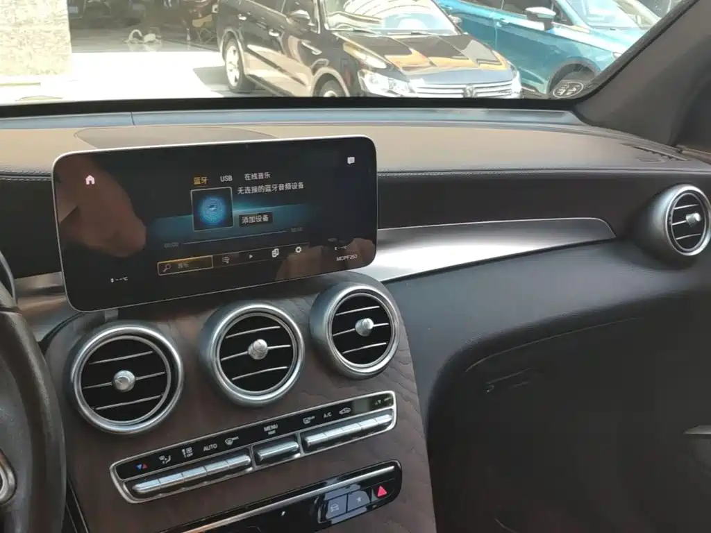 Mercedes-Benz GLC 2020 — фото 10
