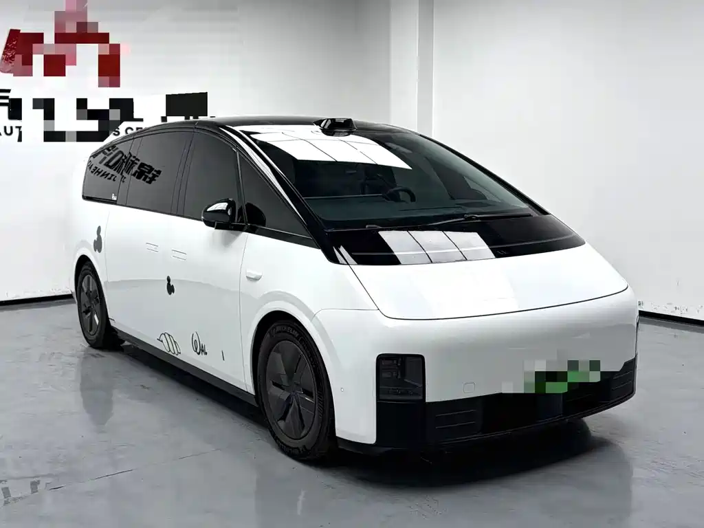 Li Auto Li MEGA 2025