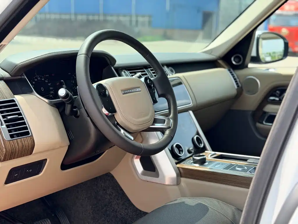 Land Rover Range Rover 2018 — фото 5
