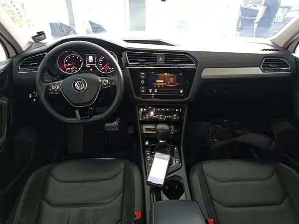 Volkswagen Tiguan L 2019