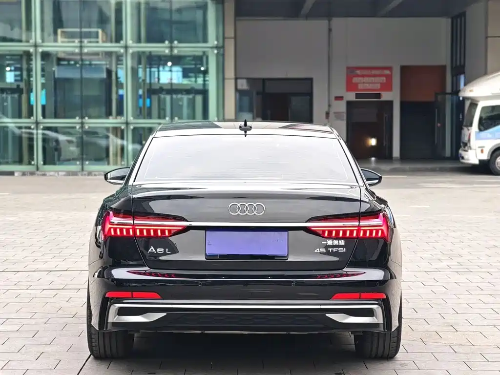 Audi A6L 2024