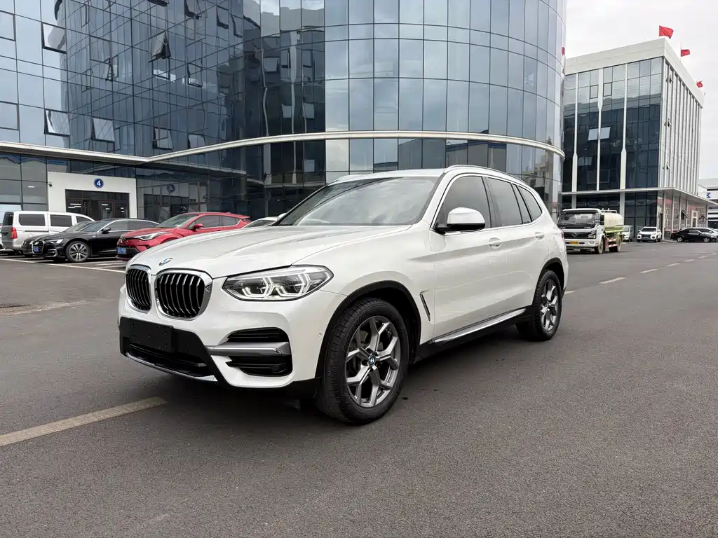BMW X3 2021