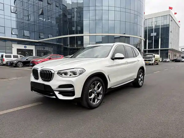 BMW X3 2021