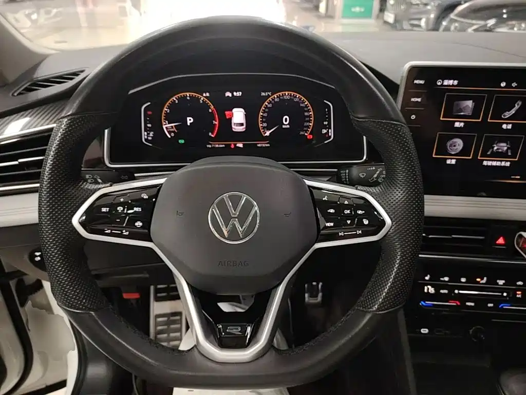 Volkswagen Tiguan L 2022 — фото 11