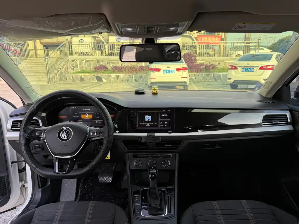 Volkswagen Lavida 2021