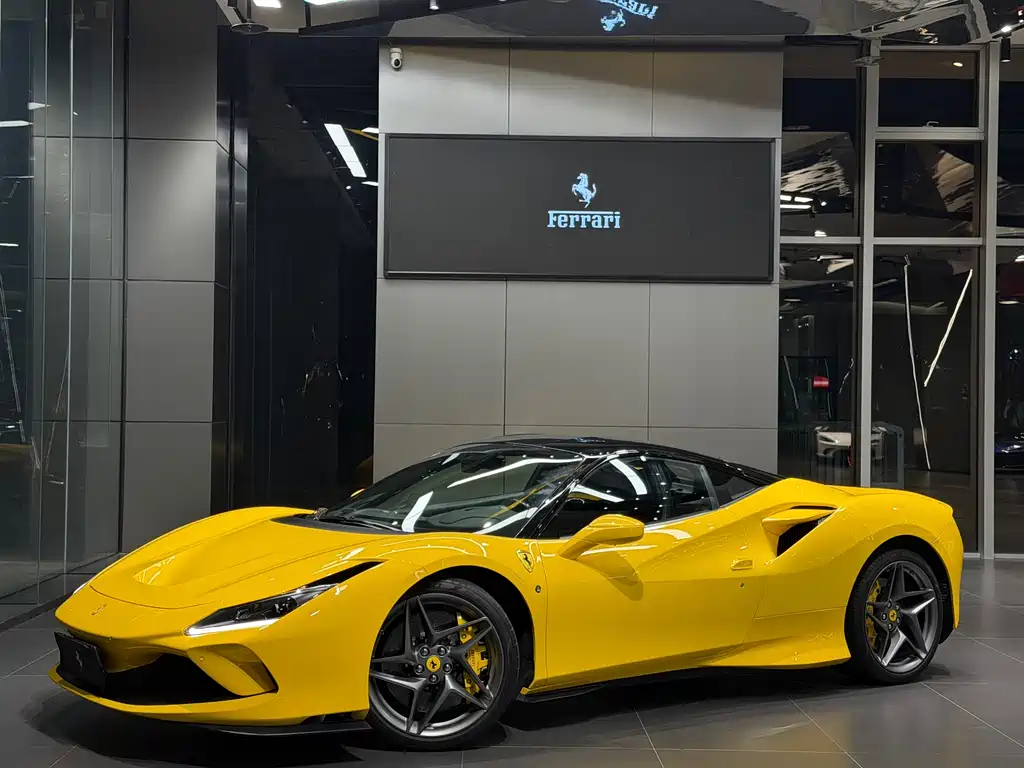 Ferrari F8 2022 — фото 1