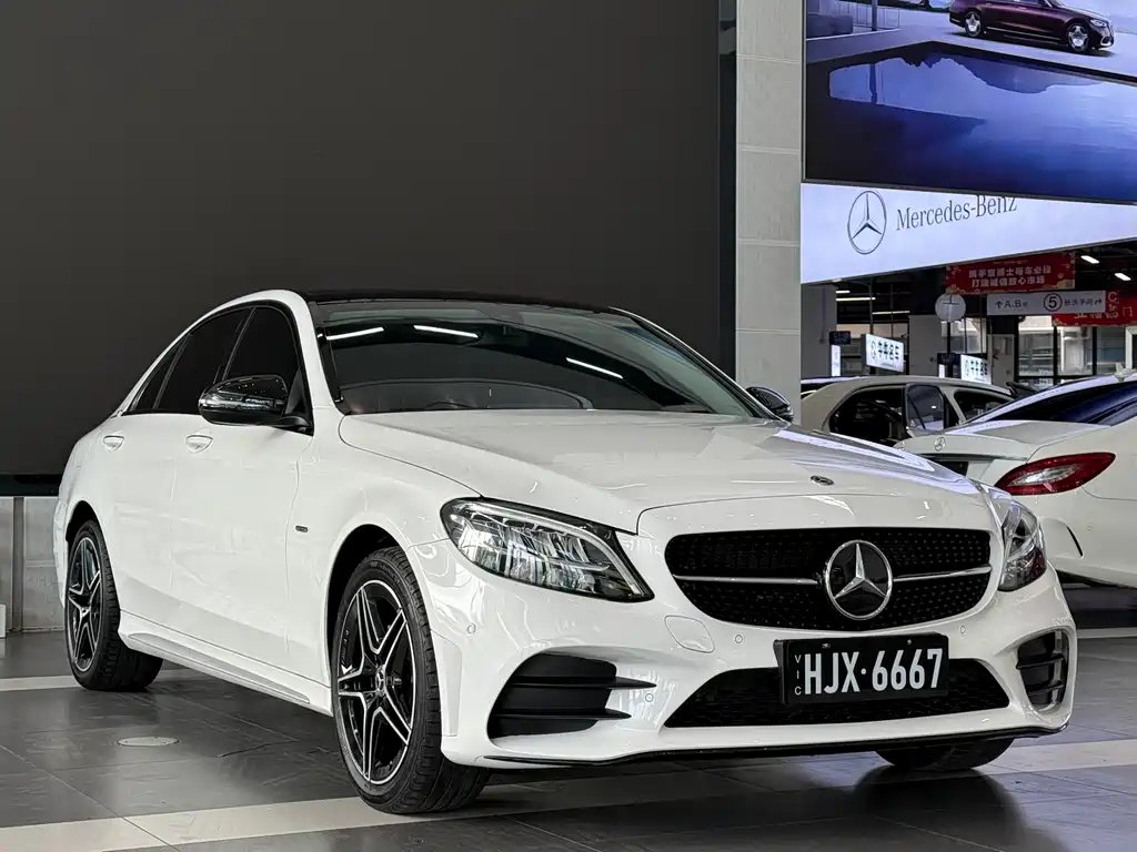 Mercedes-Benz C-Class 2021