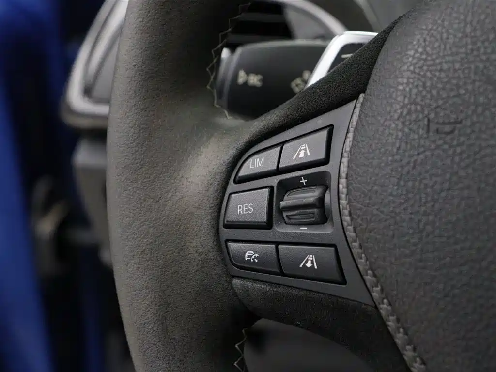 BMW 1 Series 2015 — фото 13