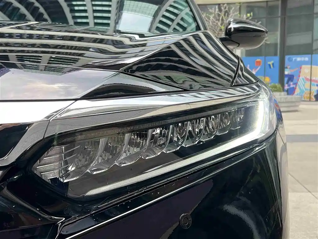 Honda Accord 2022 — фото 15