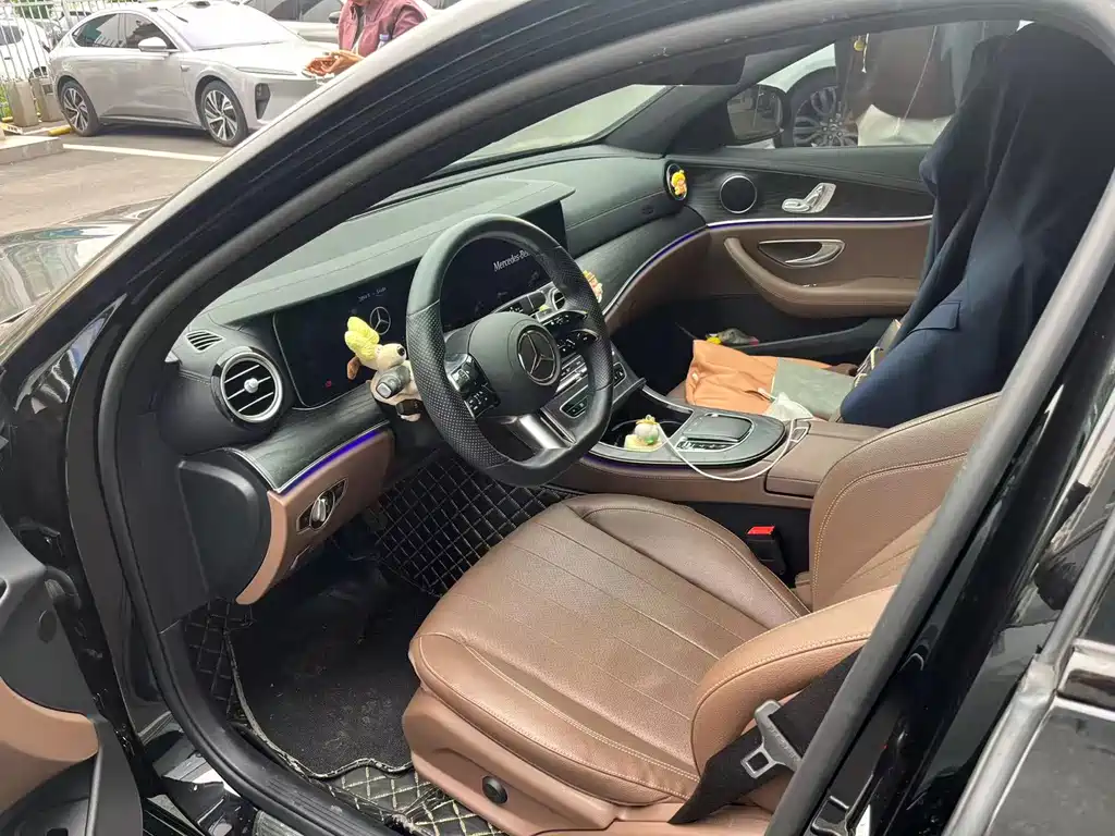 Mercedes-Benz E-Class 2022