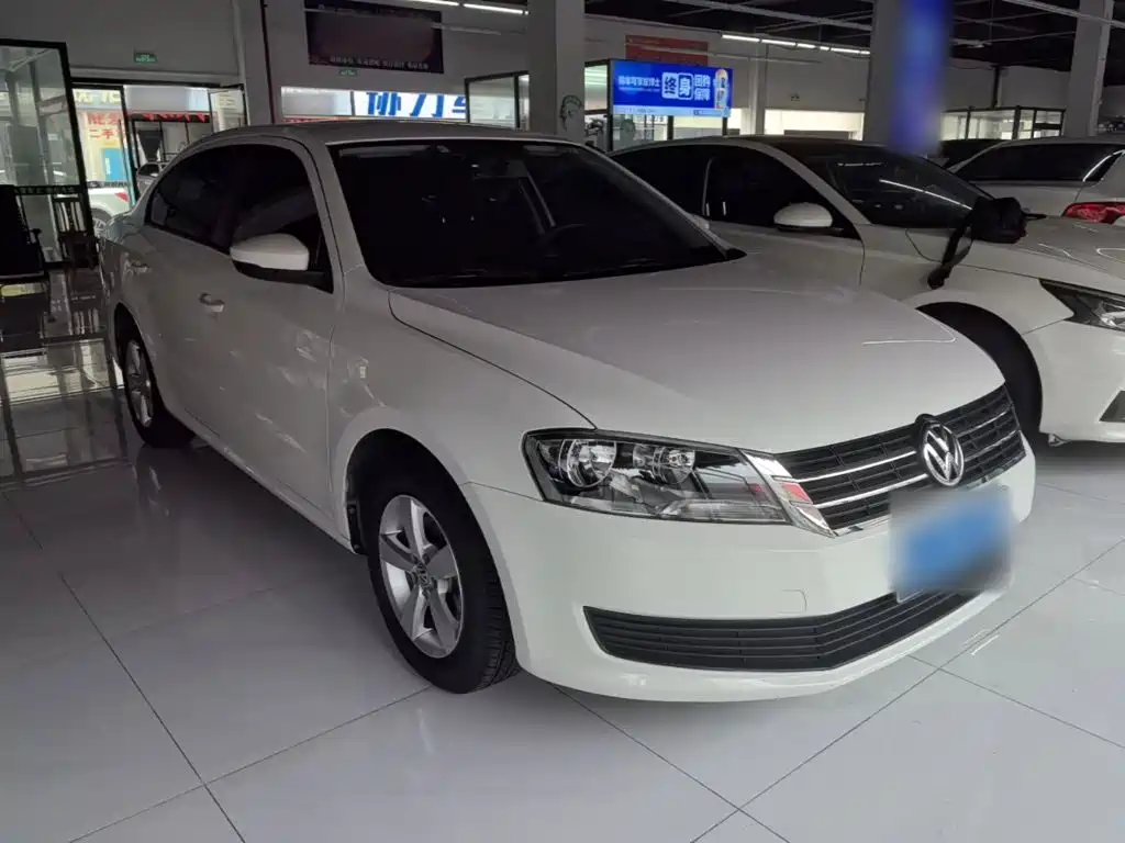 Volkswagen Lavida 2017 — фото 4