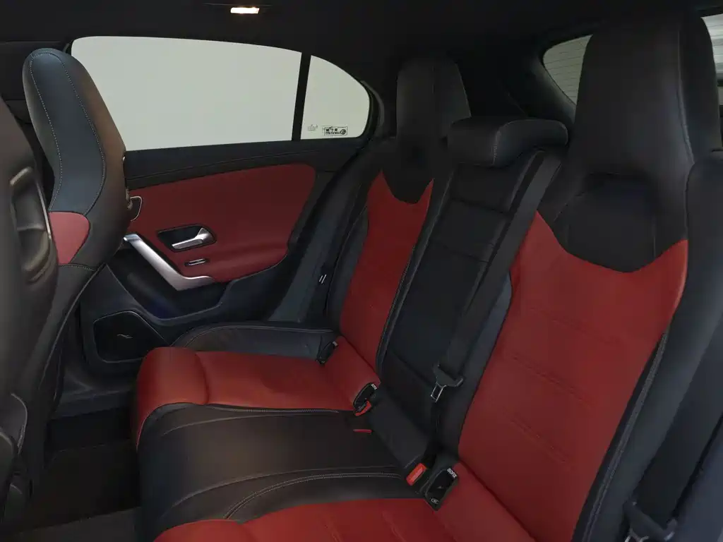 Mercedes-Benz A-Class AMG 2021 — фото 7