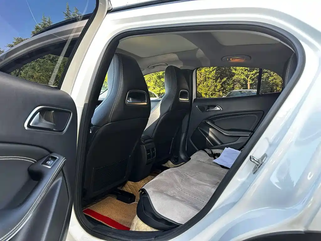 Mercedes-Benz GLA 2019