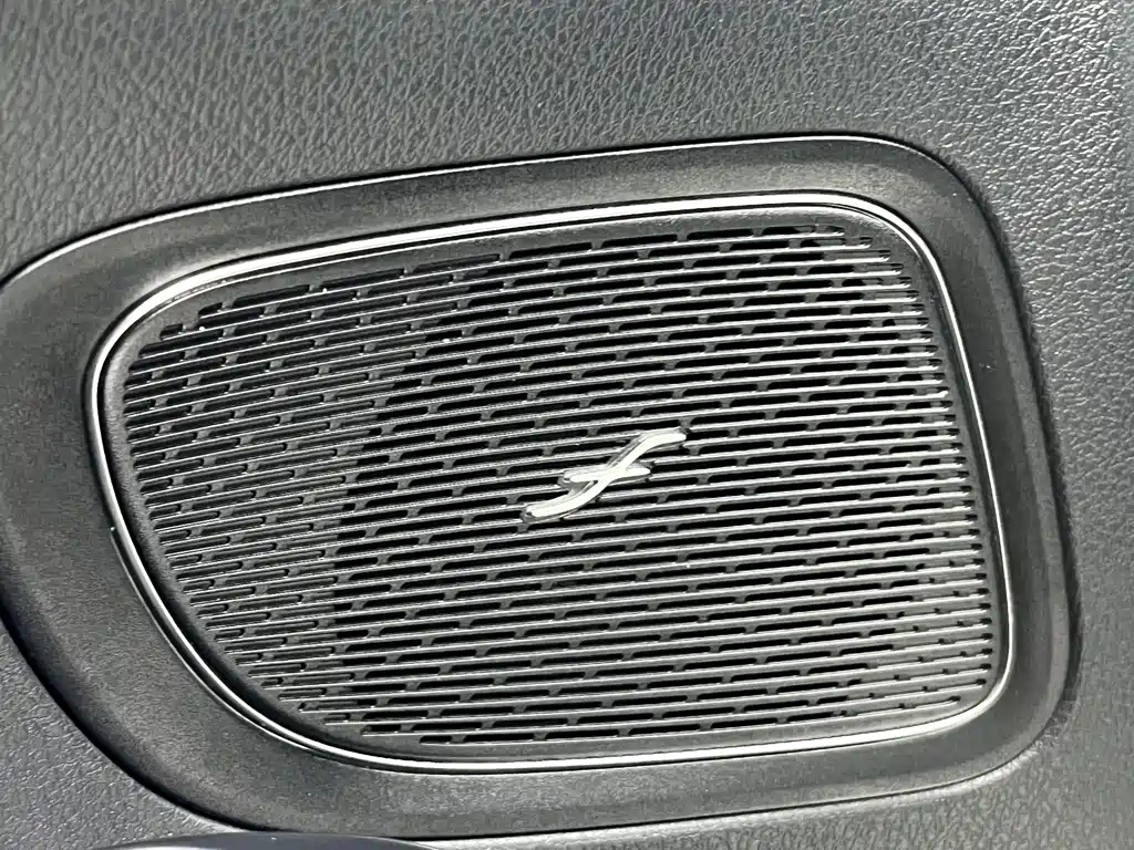 Mercedes-Benz C-Class 2022 — фото 13