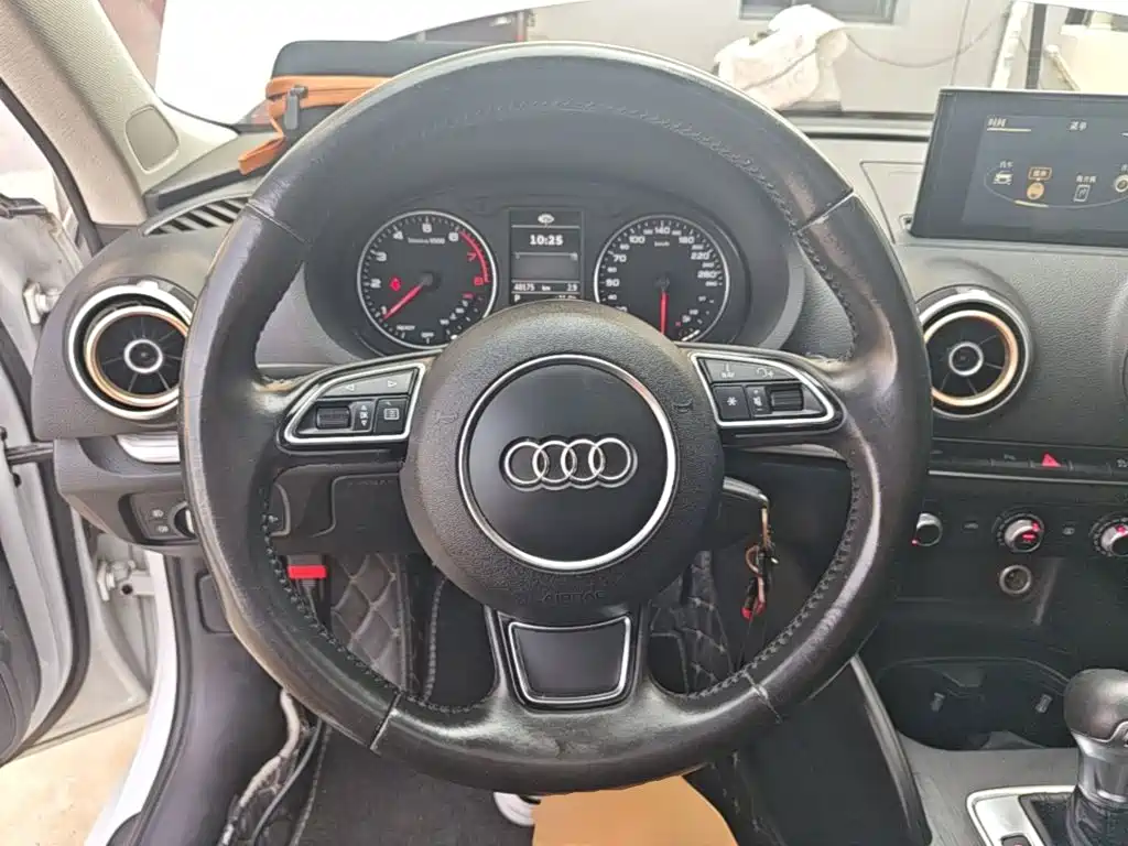 Audi A3 2016 — фото 11