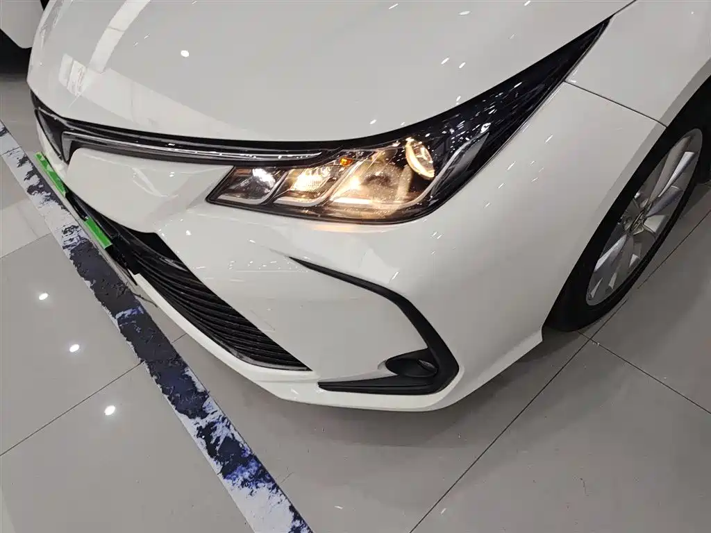Toyota Corolla 2021 — фото 15