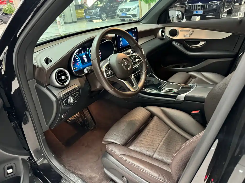 Mercedes-Benz GLC 2022