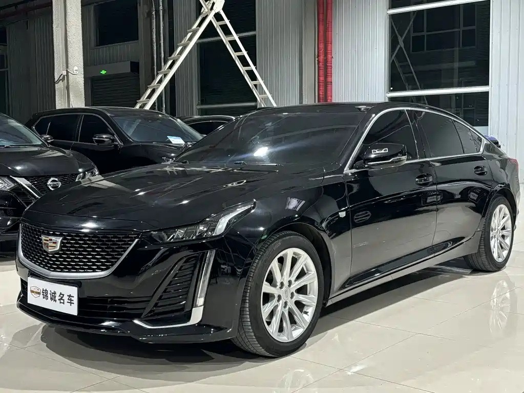Cadillac CT5 2021 — фото 1