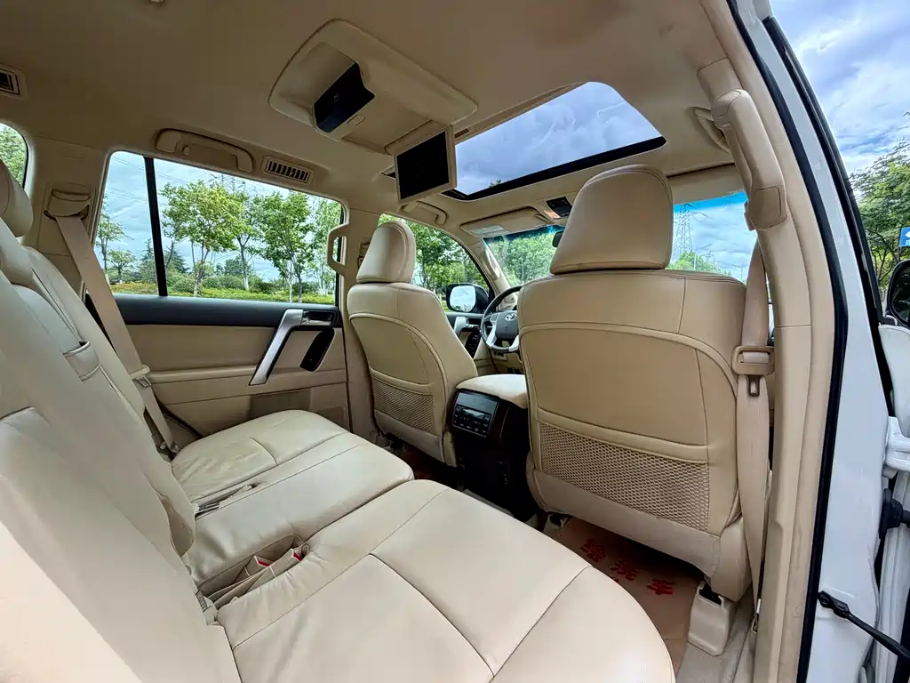 Toyota Prado 2017 — фото 9