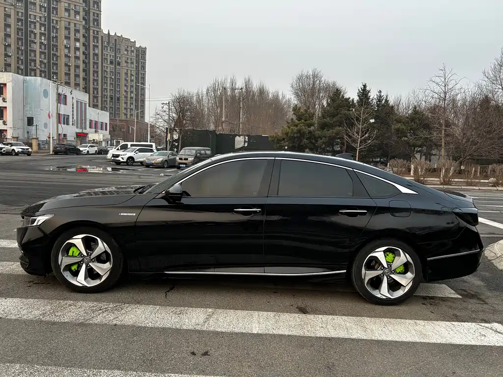 Honda Accord 2019 — фото 10