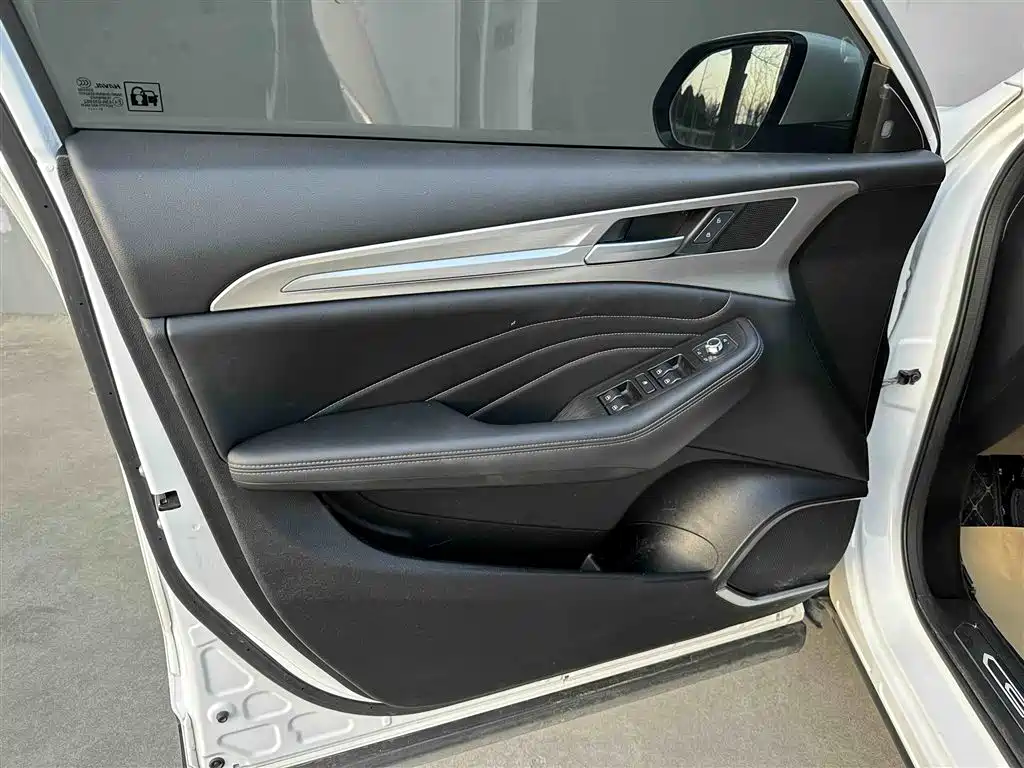 Haval F7 2019 — фото 18