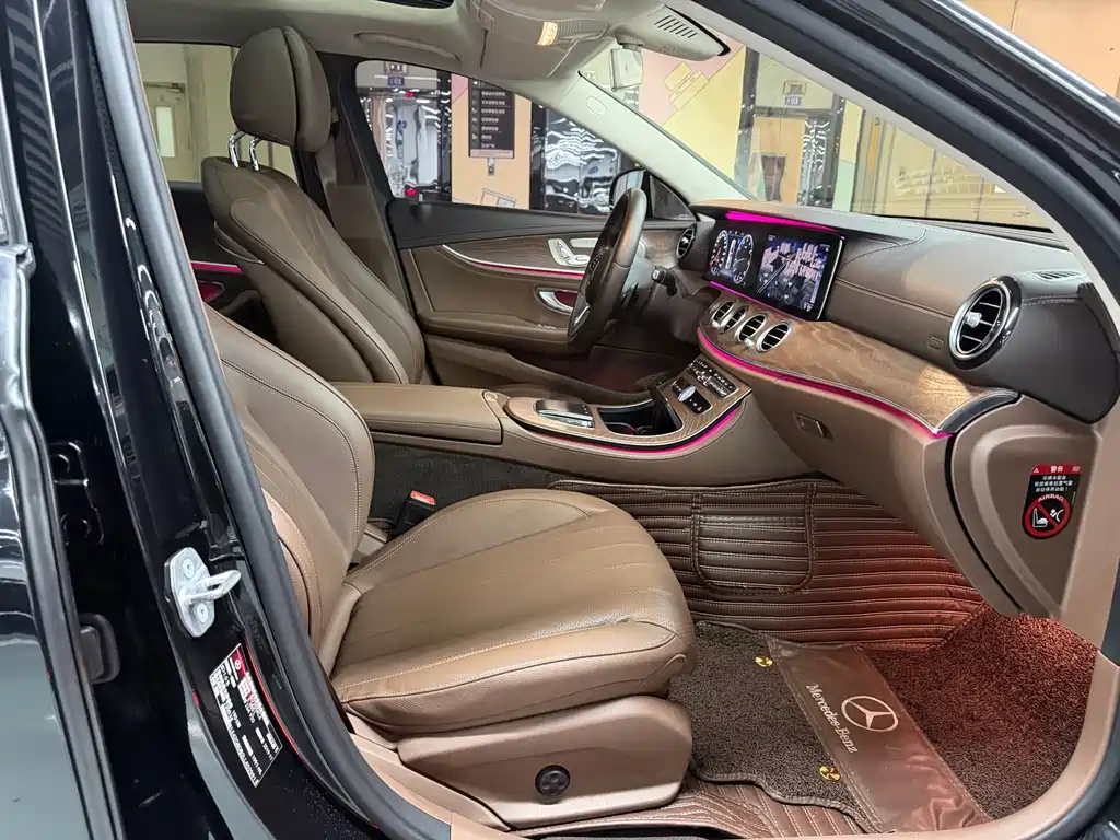 Mercedes-Benz E-Class 2020 — фото 13
