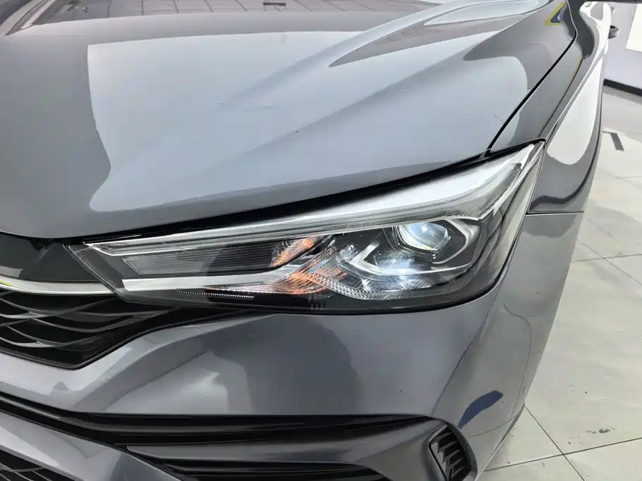 Roewe i5 2022