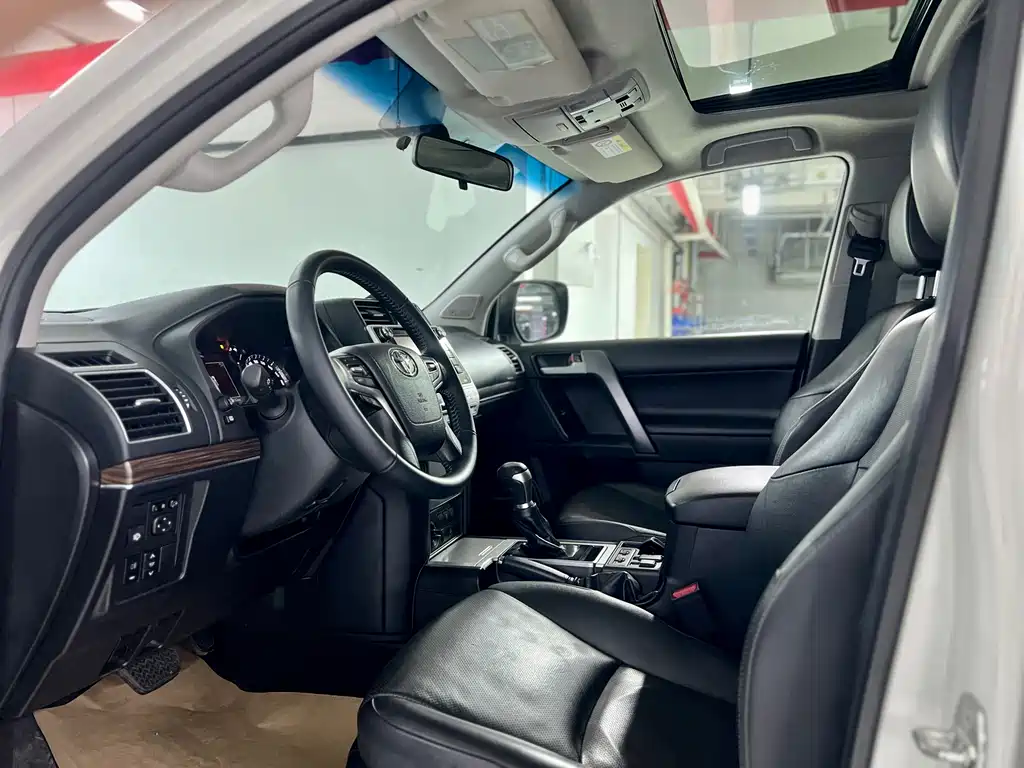 Toyota Prado 2018