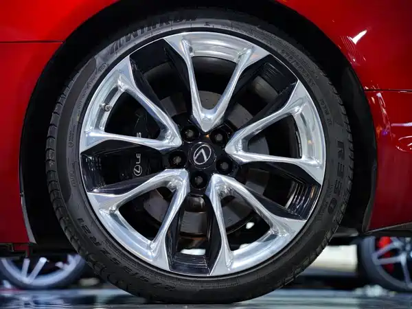 Lexus LC 2018