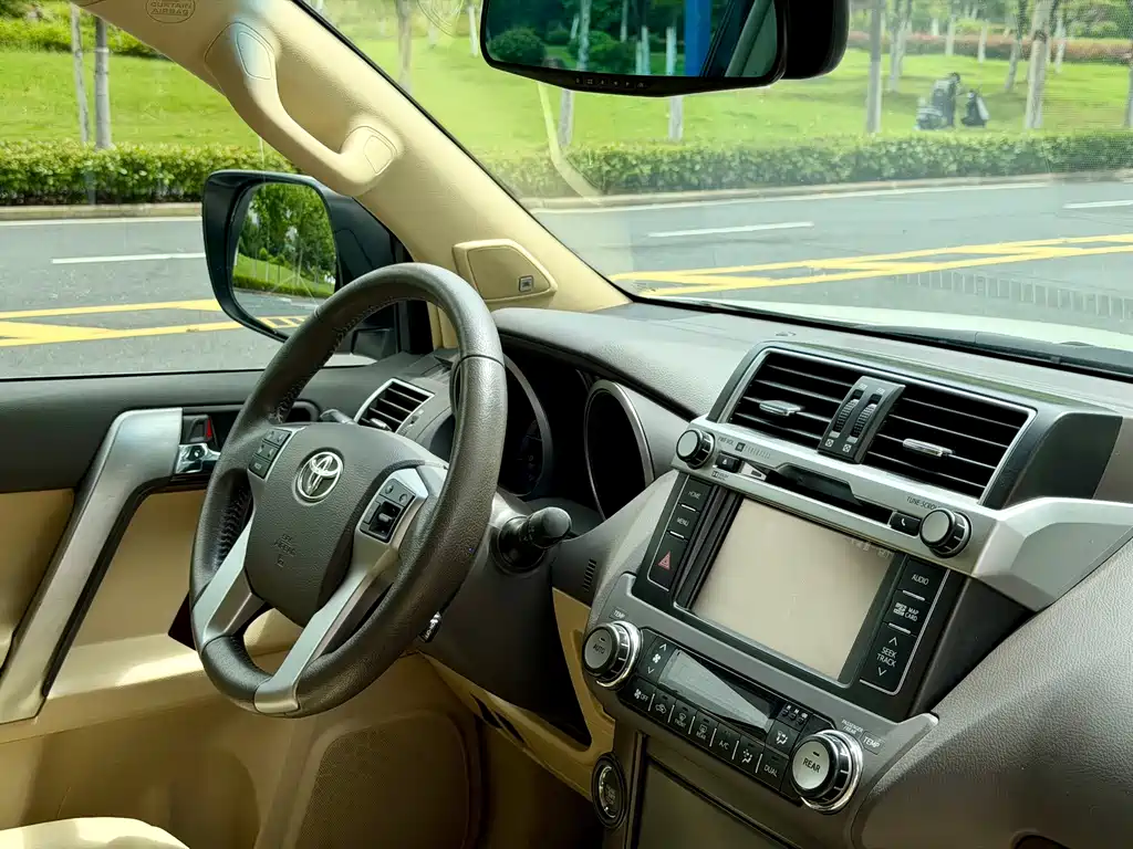 Toyota Prado 2017
