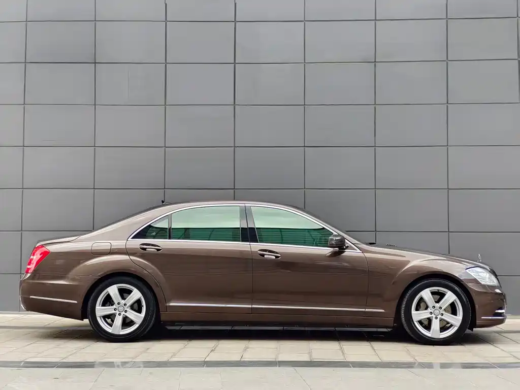 Mercedes-Benz S-Class 2011 — фото 4