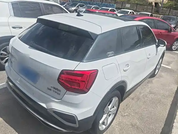 Audi Q2L 2022