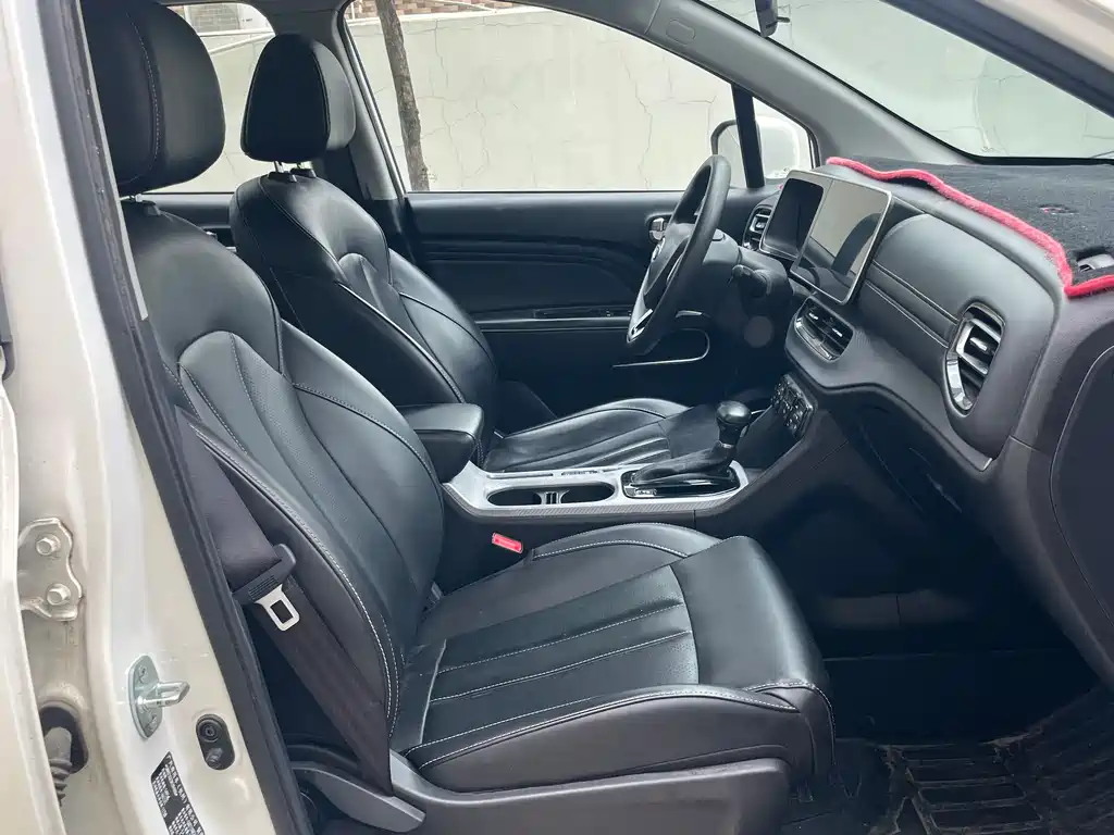 GAC Trumpchi GS3 2023 — фото 11