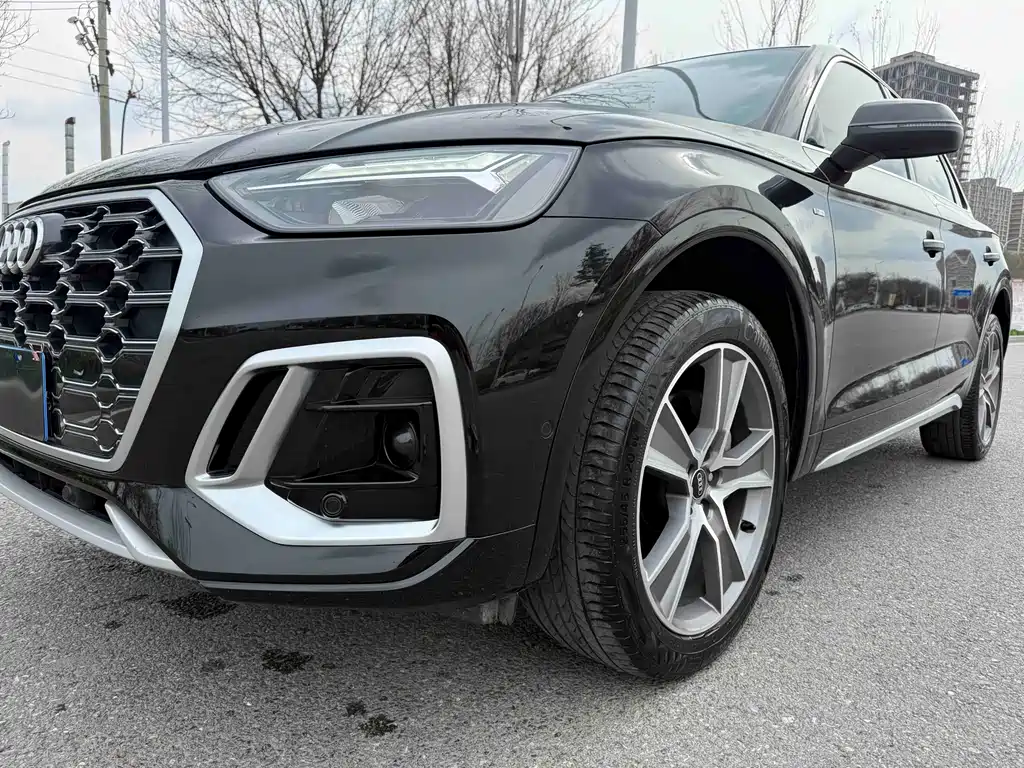 Audi Q5L 2021