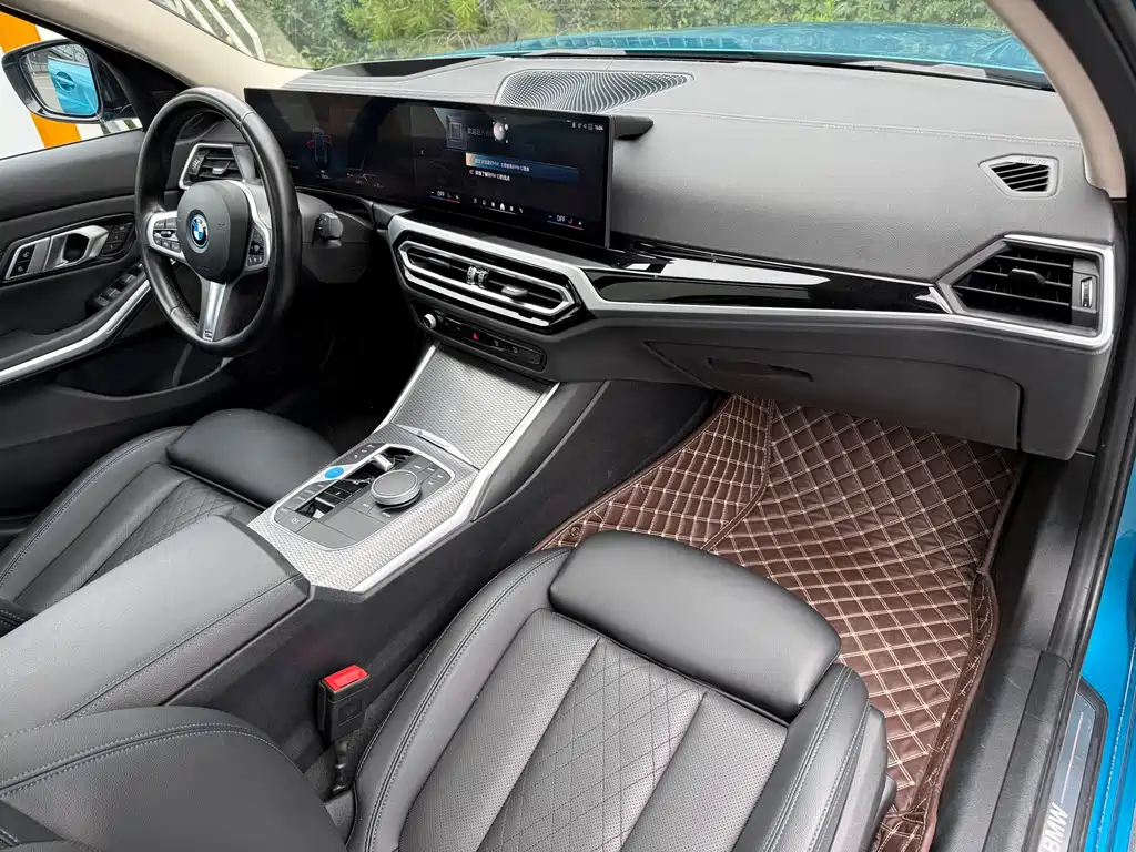 BMW i3 2023 — фото 11