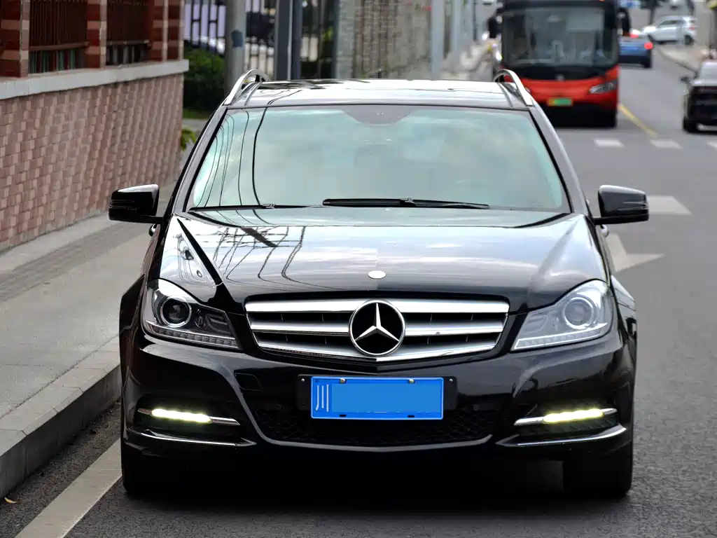 Mercedes-Benz C-Class 2012