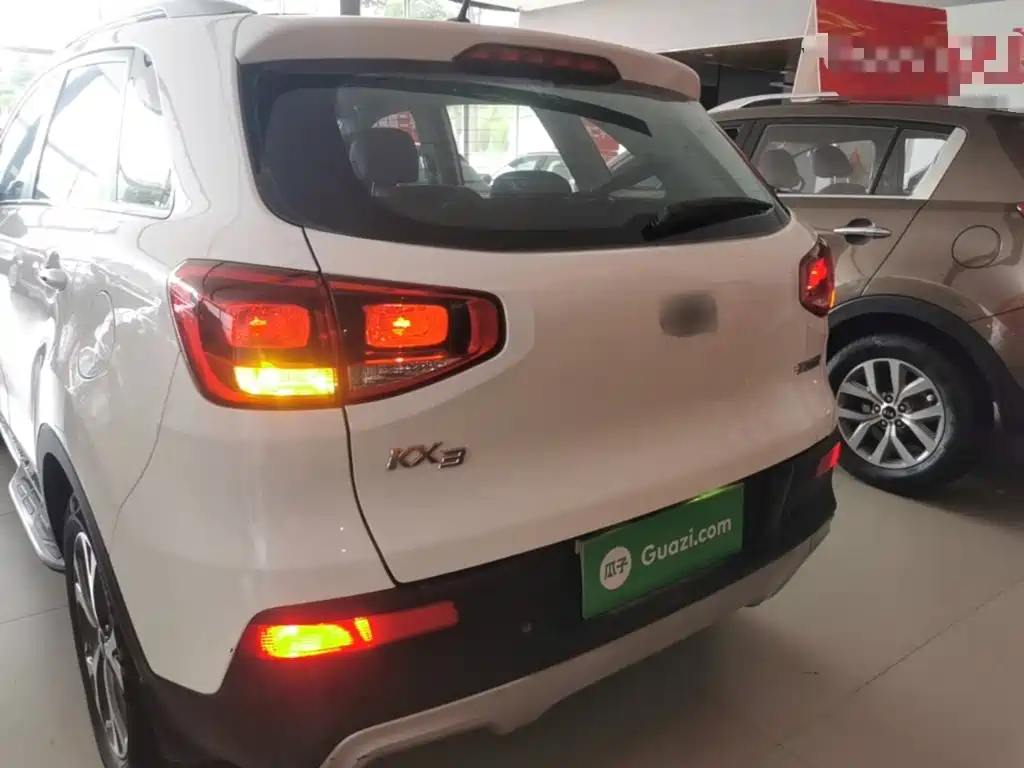 Kia KX3 2016 — фото 6