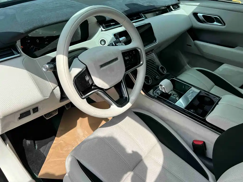 Land Rover Range Rover Velar 2021 — фото 9