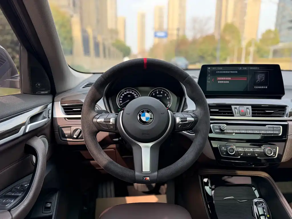 BMW X1 2021 — фото 14