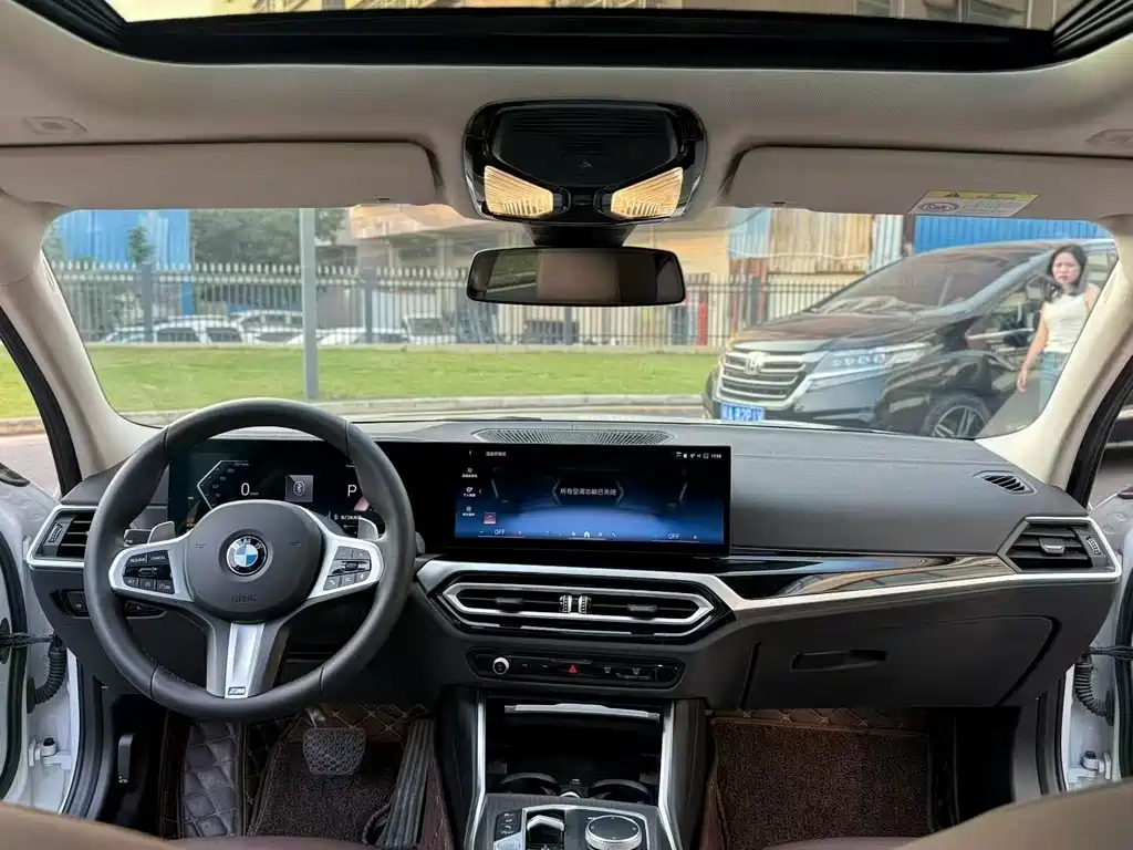 BMW 3 Series 2024