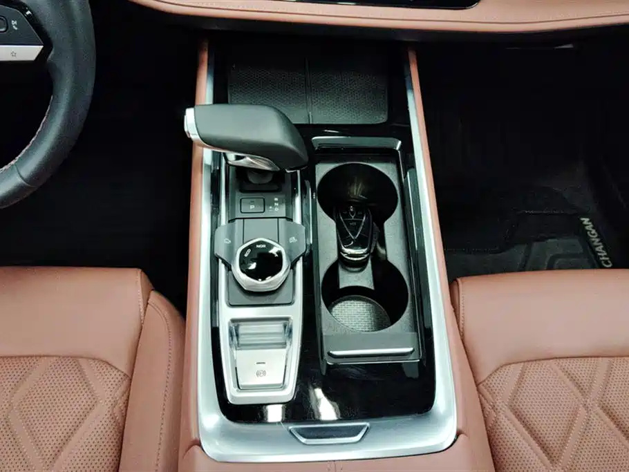 Changan CS55PLUS 2024 — фото 16