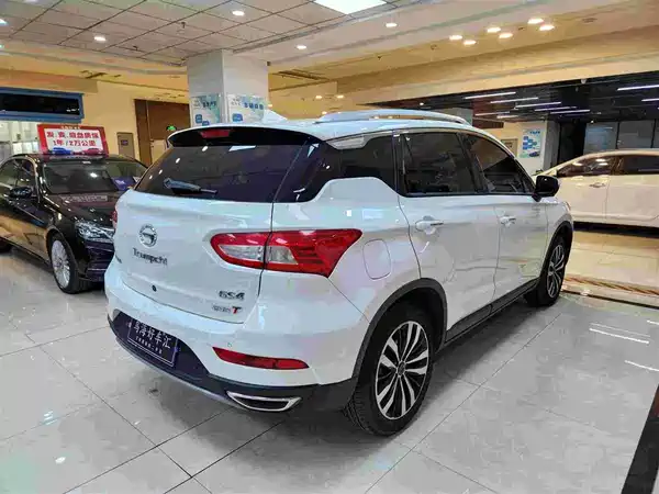 GAC Trumpchi GS4 2016