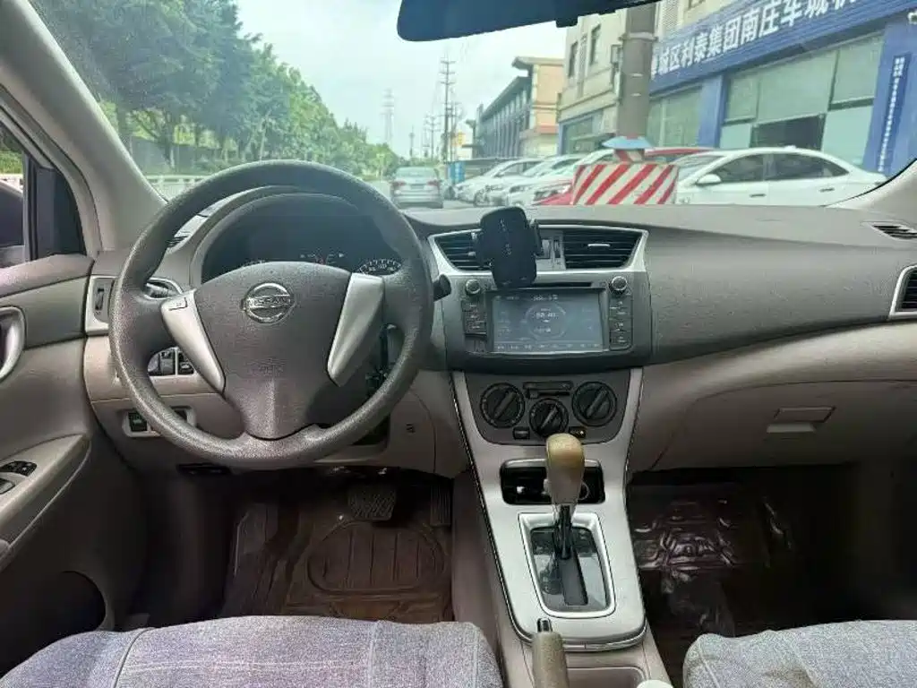 Nissan Sylphy 2013