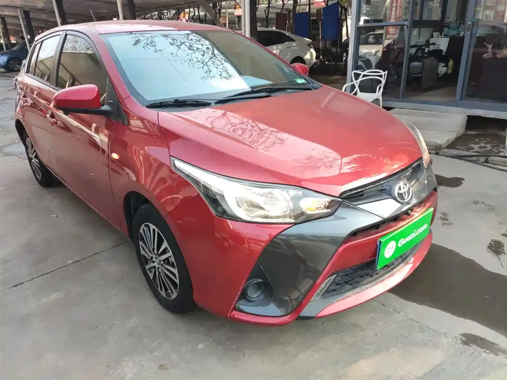 Toyota Yaris L 2021 — фото 4