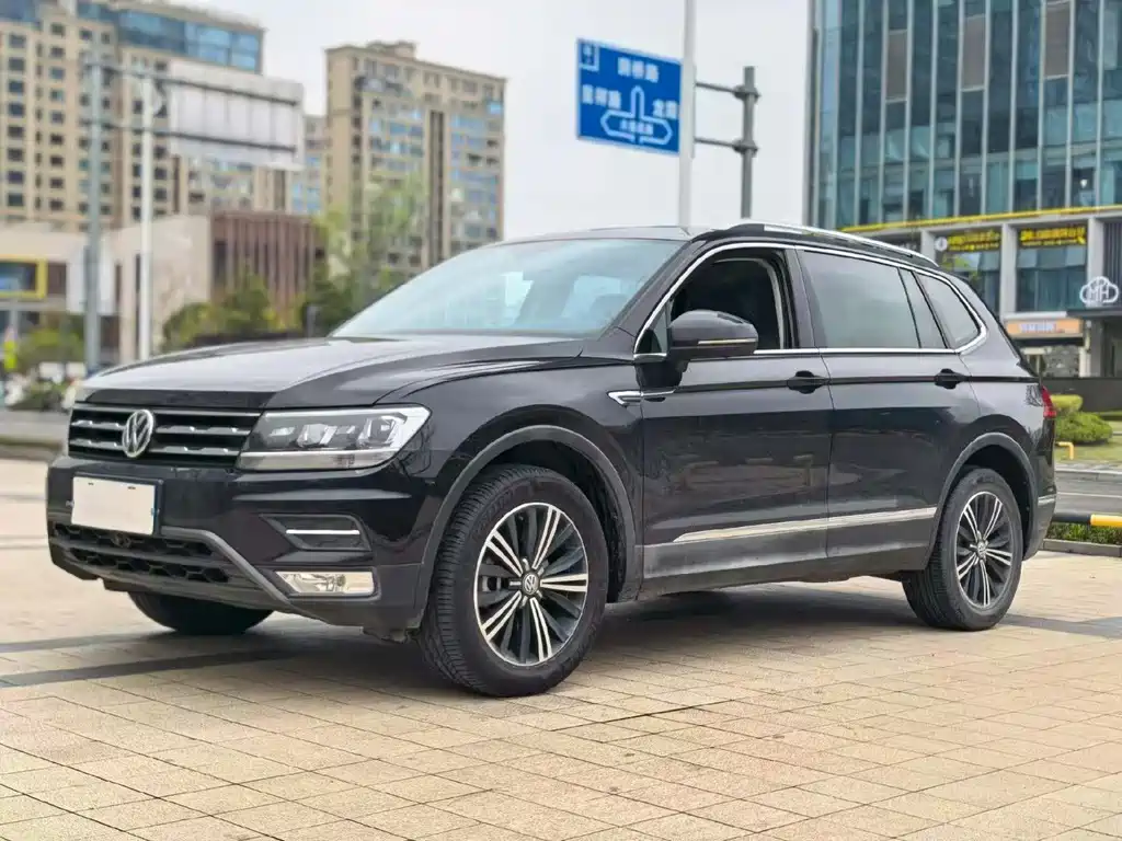 Volkswagen Tiguan L 2020 — фото 3