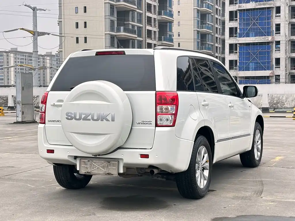Suzuki Grand Vitara 2016 — фото 5