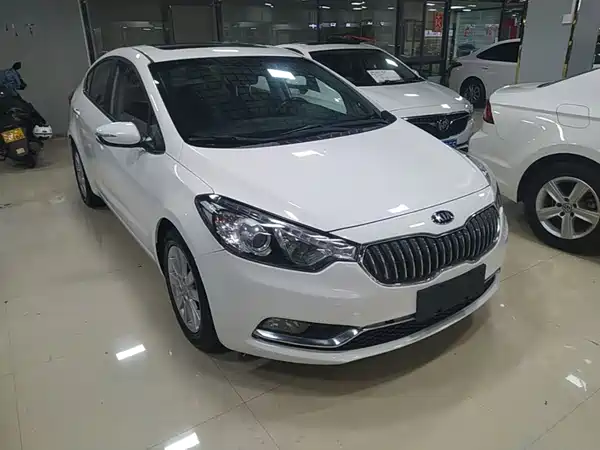 Kia K3 2016