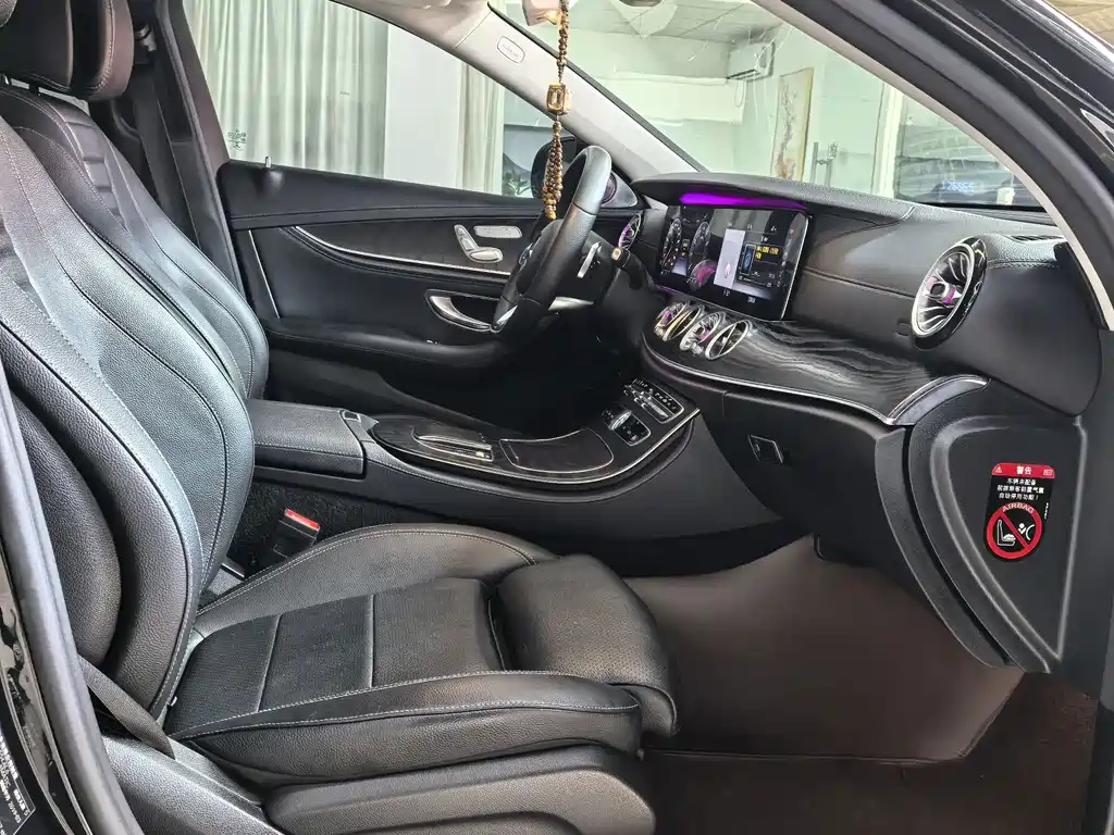Mercedes-Benz E-Class 2019 — фото 9